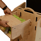 Stația de Joacă - turn, tobogan, tablă de scris, mini birou, rolă de hartie, scaun inalt, premergător