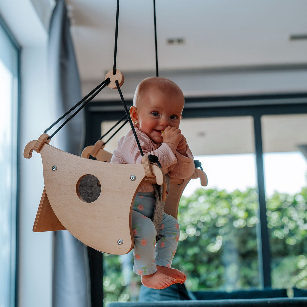 Turnul Leea cu Tobogan, Birou și Tablă de scris