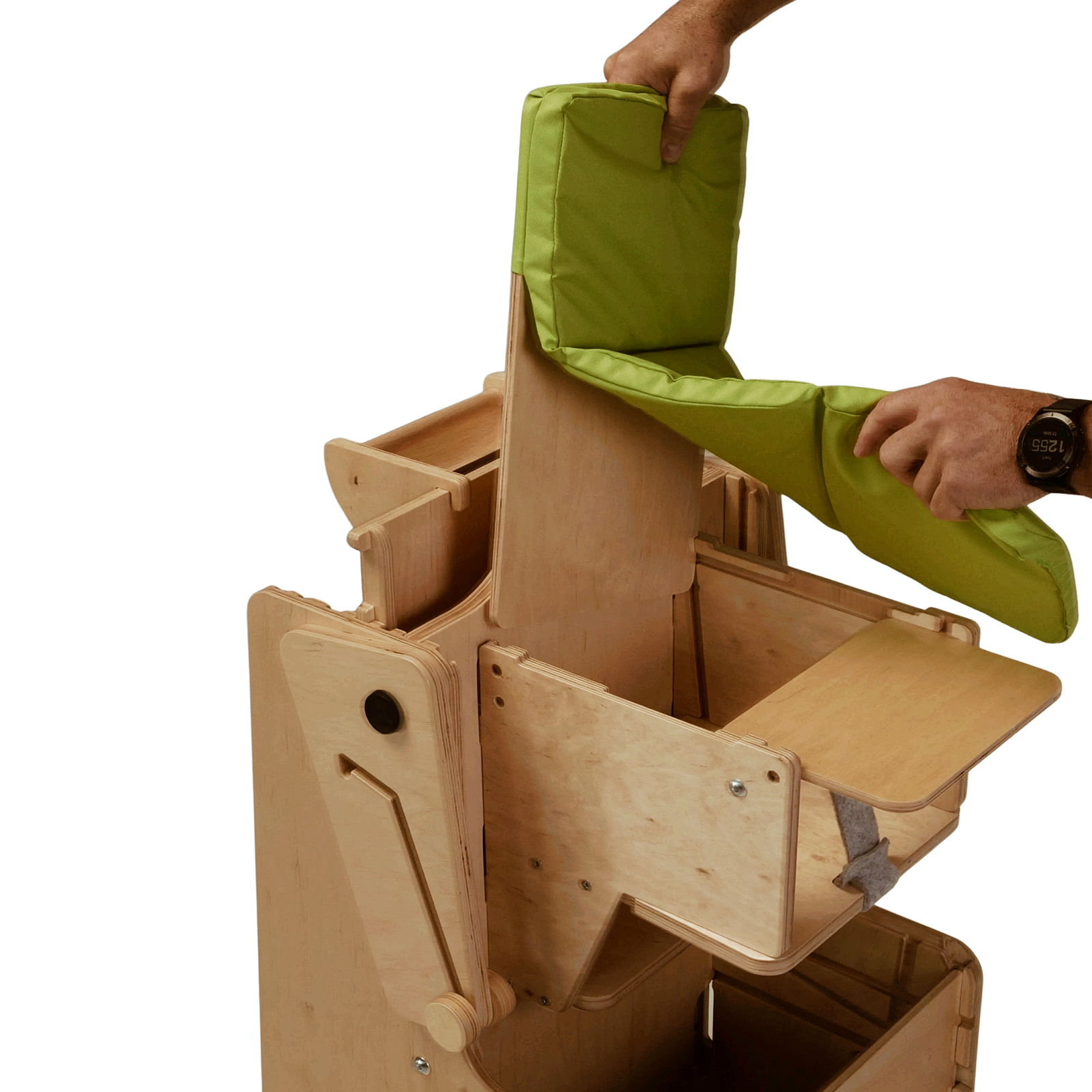 Stația de Joacă - turn, tobogan, tablă de scris, mini birou, rolă de hartie, scaun inalt, premergător