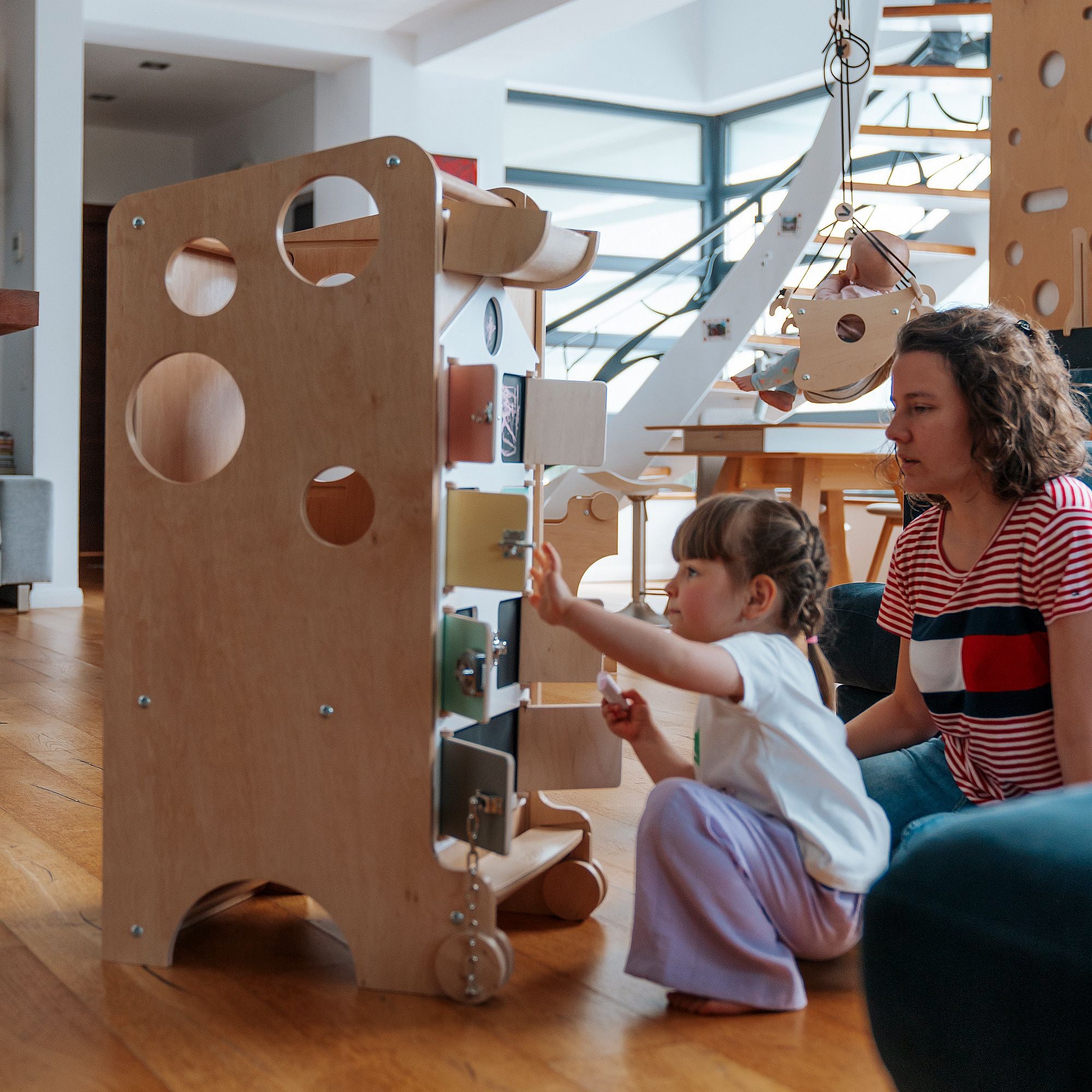 Turnul Leea cu Tobogan și Tablă de scris