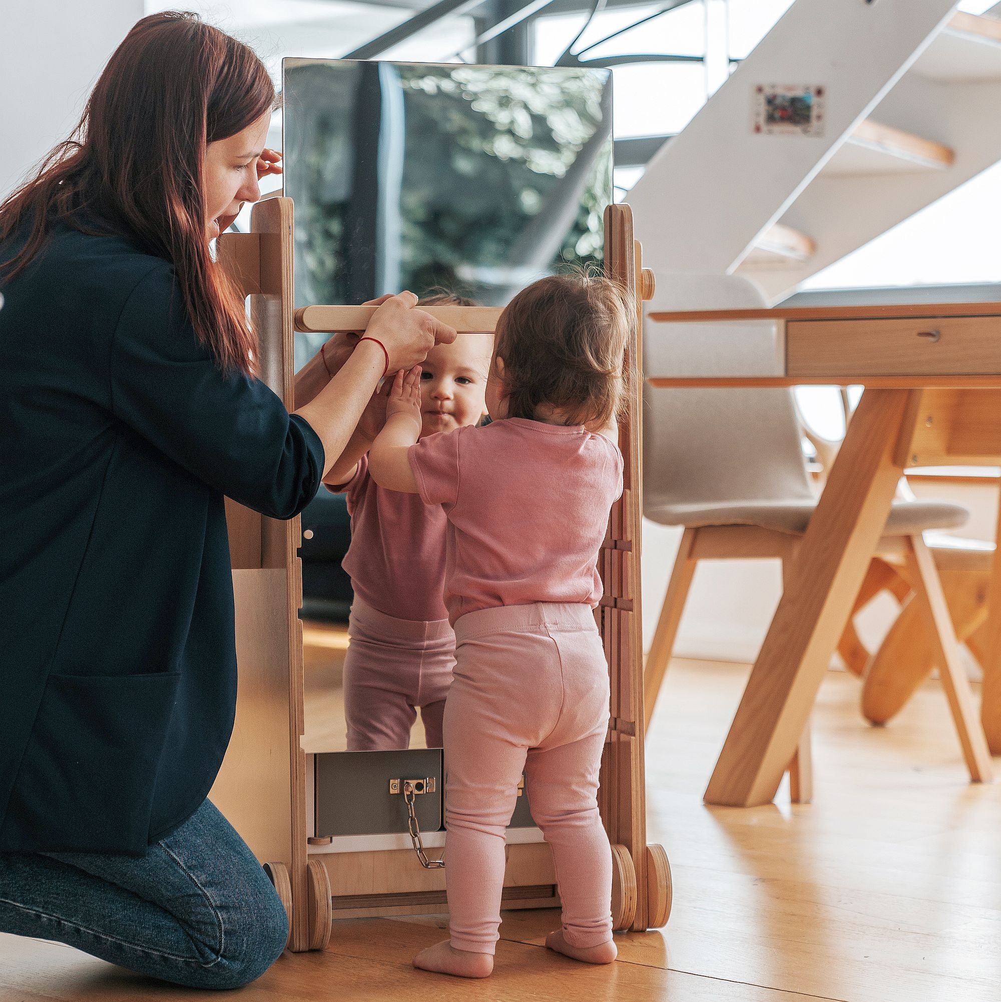 Accesoriu: Oglindă Montessori cu bară