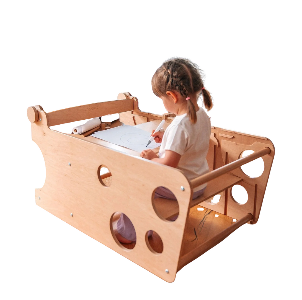 Turnul Leea cu Tobogan, Birou și Tablă de scris